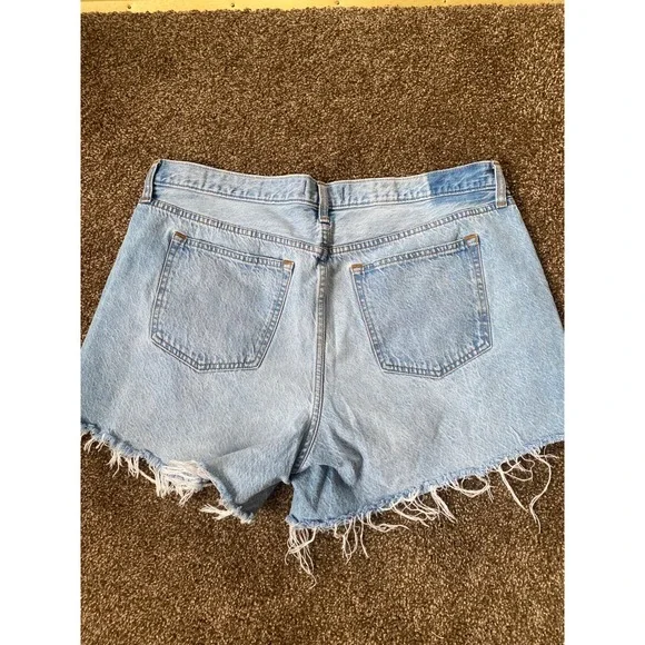 Abercrombie & Fitch Baggy Low Rise Distressed Denim Light Wash Jean Shorts 33 16 - Picture 3 of 3